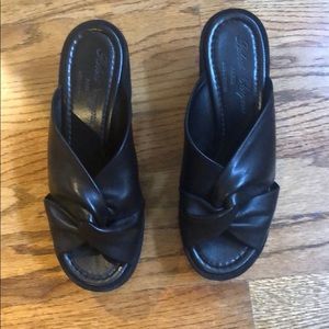 Robert Clergerie size 7.5 platform